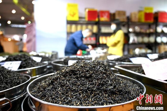 2020年中国成都国際茶業博覧会　大勢の市民が来場
