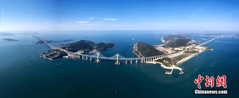 福平鉄道が開通・営業開始　中国初の海峡横断道路鉄道併用橋も同時に運用開始