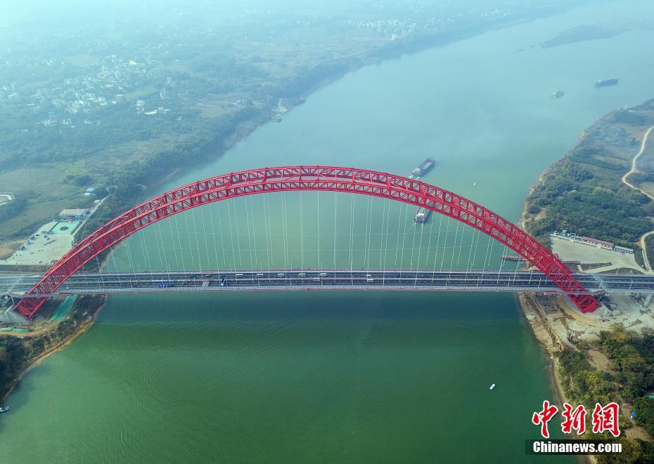 広西平南三橋が竣工・開通　メインスパン世界最大