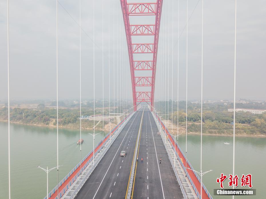 広西平南三橋が竣工・開通　メインスパン世界最大