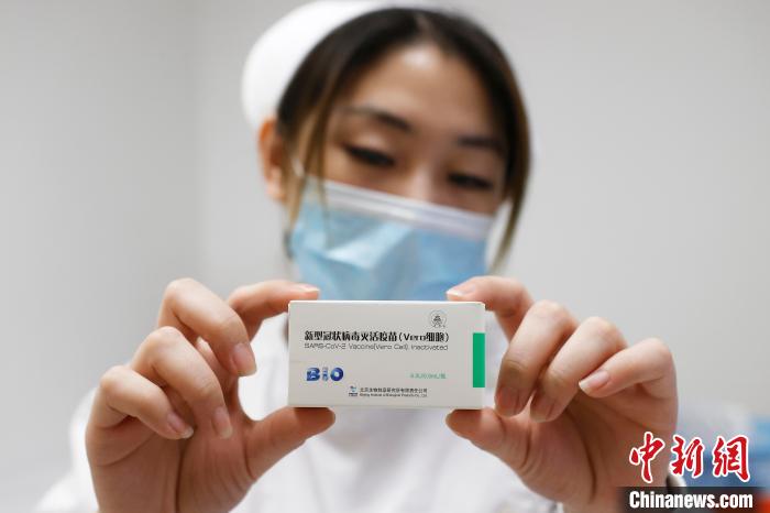 上海市の医療関係者が新型コロナワクチンを接種
