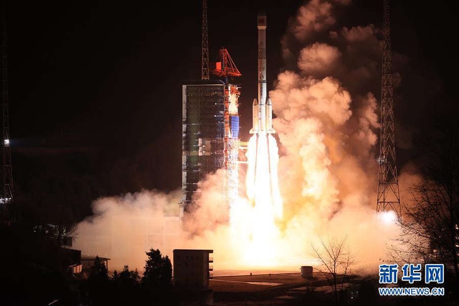 中国、「通信技術試験衛星6号」の打ち上げに成功