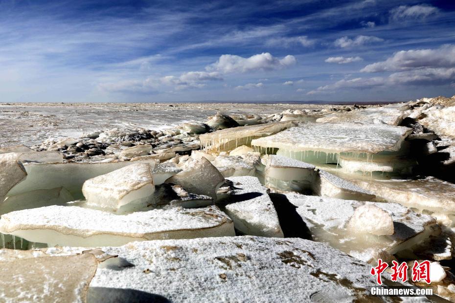 「凍結期」続く中国大陸部最大の塩湖　青海省