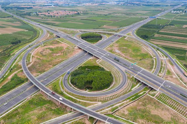 中国高速道路の総距離がほぼ地球4周分の長さに