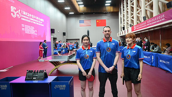 中米卓球親善試合に参加した中国と米国の選手