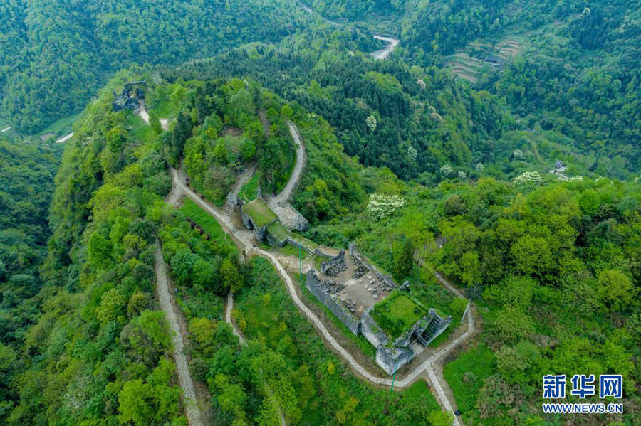 石を積み上げた世界遺産「海竜屯遺跡」を訪ねて　貴州省遵義