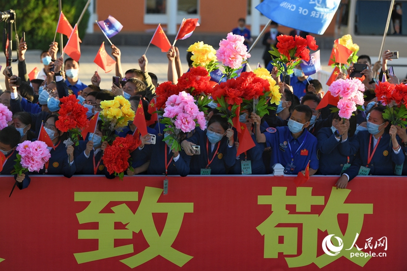 ＜速報＞中国の有人宇宙船「神舟12号」乗組員3人が出発式に参加