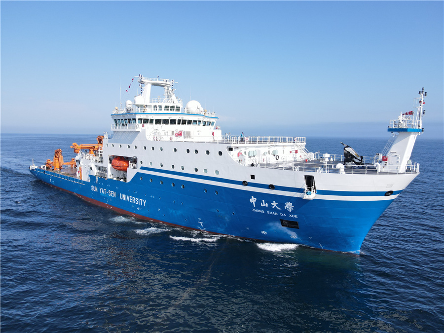 中国最大の総合科学調査実習船「中山大学号」、試験航行に成功