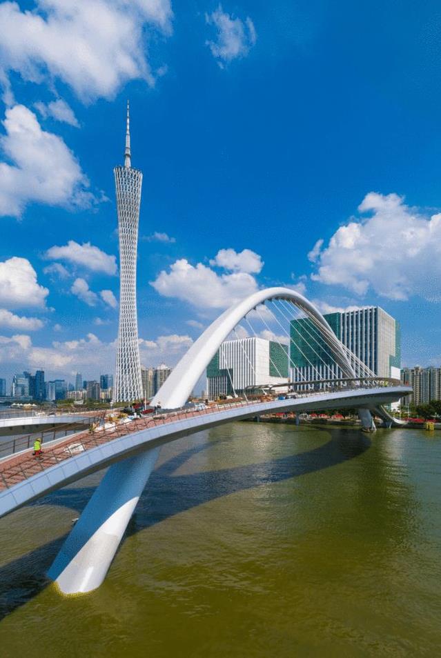広州初の珠江両岸を結ぶ歩道橋が25日に開通　広東省