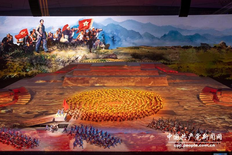 北京で中国共産党創立100周年を祝う芸術公演