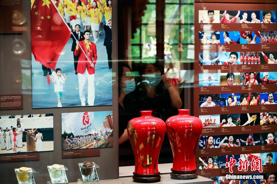 スポーツに関する貴重な展示品約1200点を公開　上海体育博物館