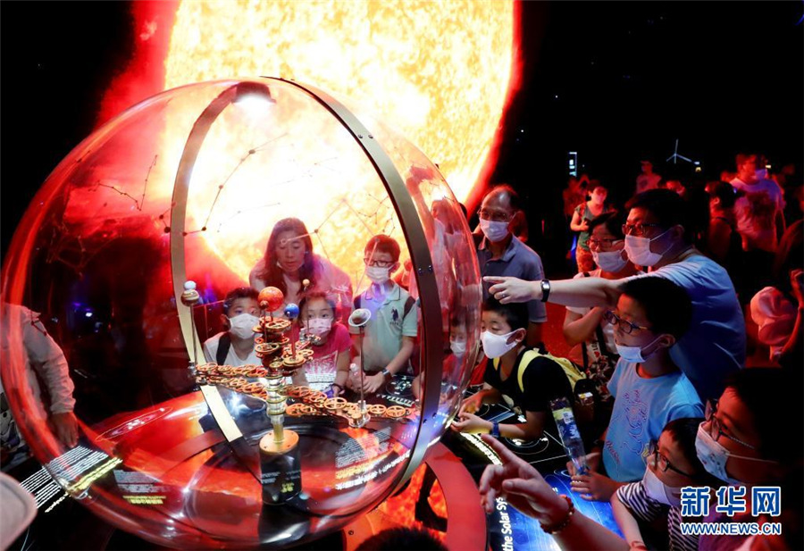 上海天文館が一般公開　科学技術博物館が新たな段階に