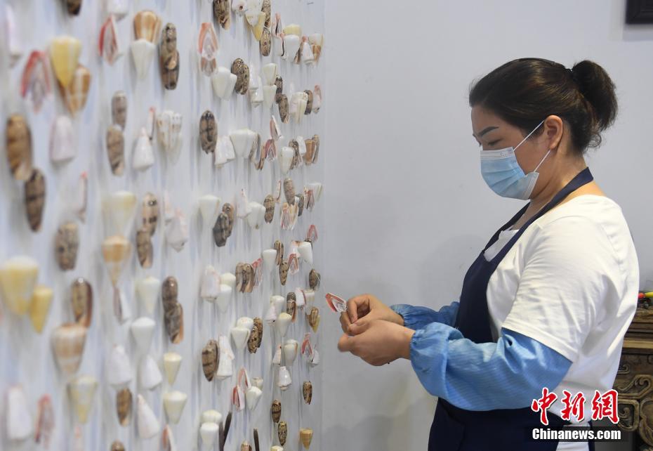 貝雕博物館の精巧で美しい貝殻細工　浙江省温州