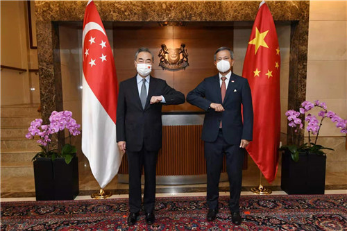 中国・シンガポール外相が会談、RCEPの早期発効を推進