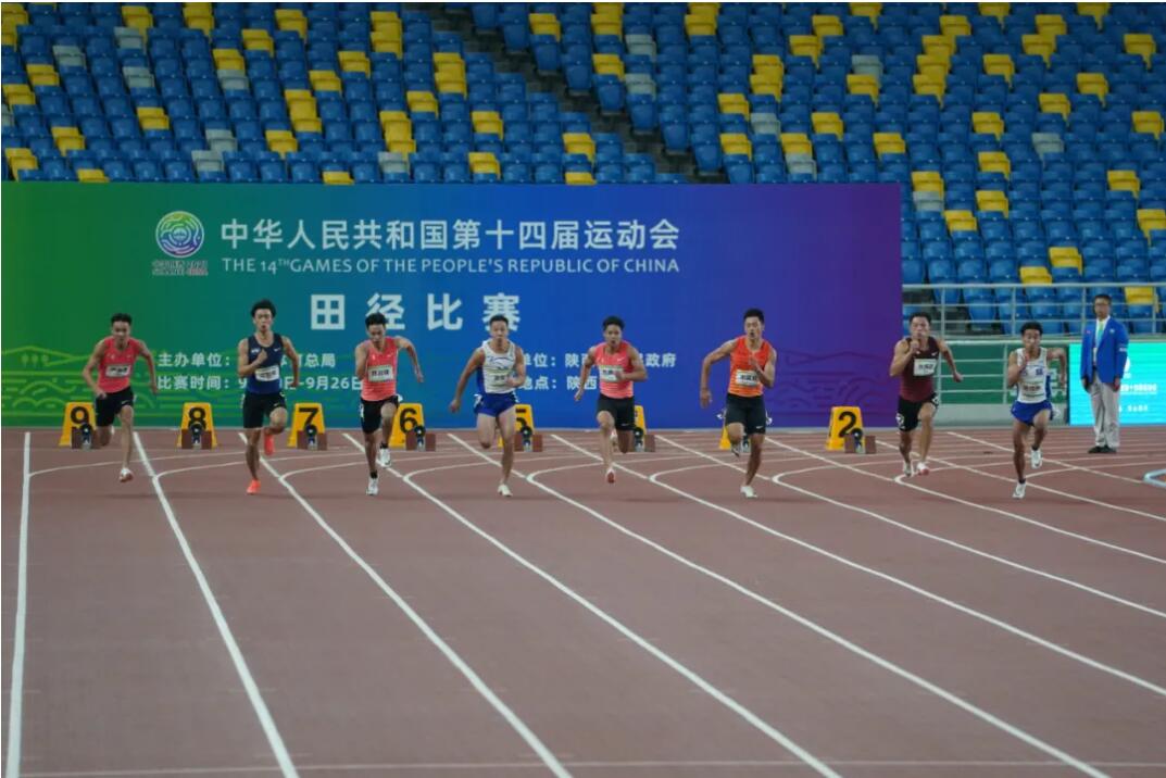 陸上男子100メートルで蘇炳添選手が9秒95で優勝　中国全国運動会