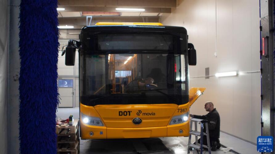 中国宇通、デンマークに電気路線バス66台を引き渡し