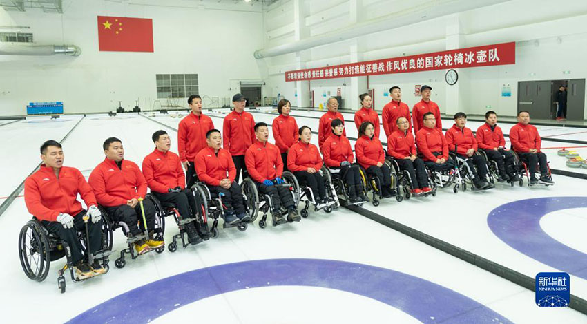 中国カーリング・アイスホッケーチーム　北京冬季パラに向け調整