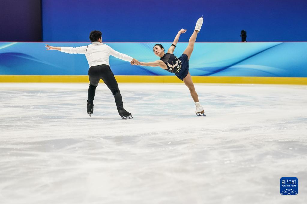 中国フィギュアスケート強化合宿、五輪前最後の練習公開