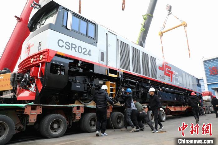 2022年中国の第1弾となる先端内燃機関車が豪州へ輸出