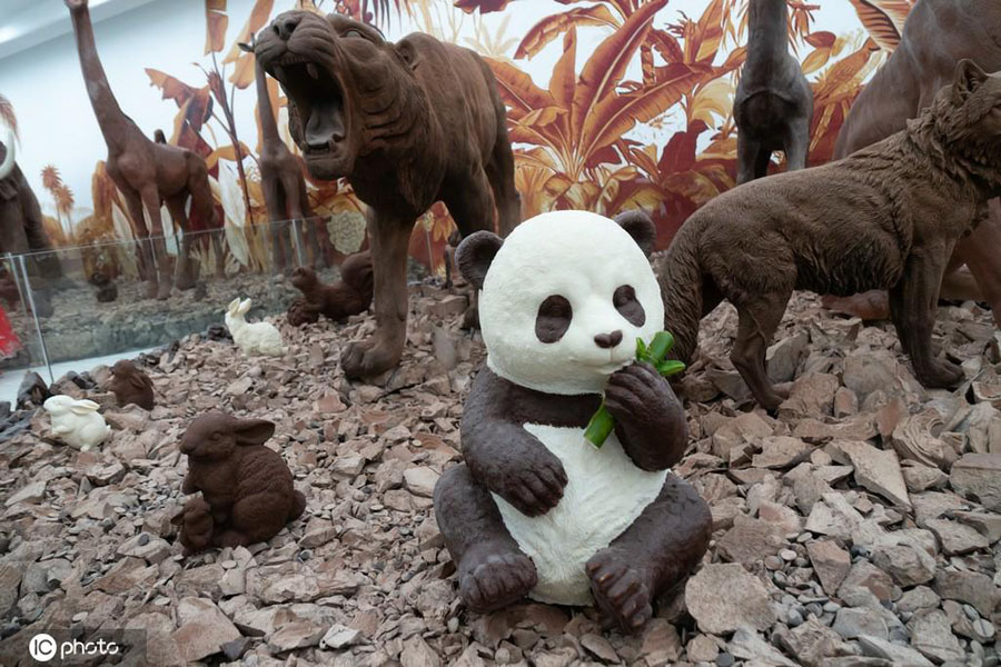 上海豫園に登場した「チョコの動物園」が人気スポットに