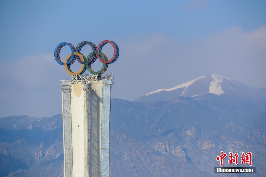 北京冬季五輪のランドマーク「海坨タワー」が竣工