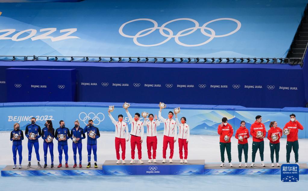 北京冬季五輪　ショートトラック混合団体リレーで中国初の金メダル！