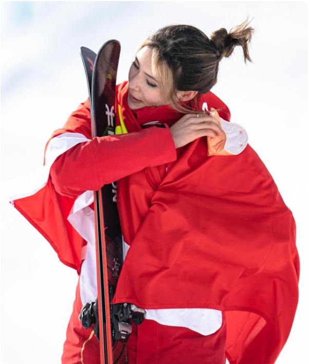 アイリーン・グー選手がスキー女子スロープスタイルで銀　北京冬季五輪