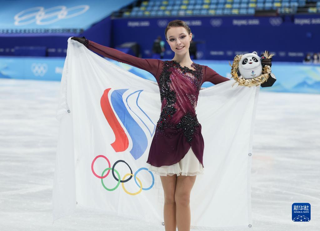 北京五輪フィギュアスケート女子シングル　ROC選手が金・銀、日本が銅