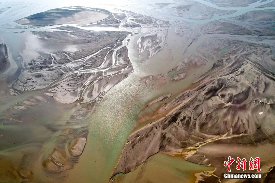 黄河の流量が増加、川底が「大地の血脈」に　山西省運城