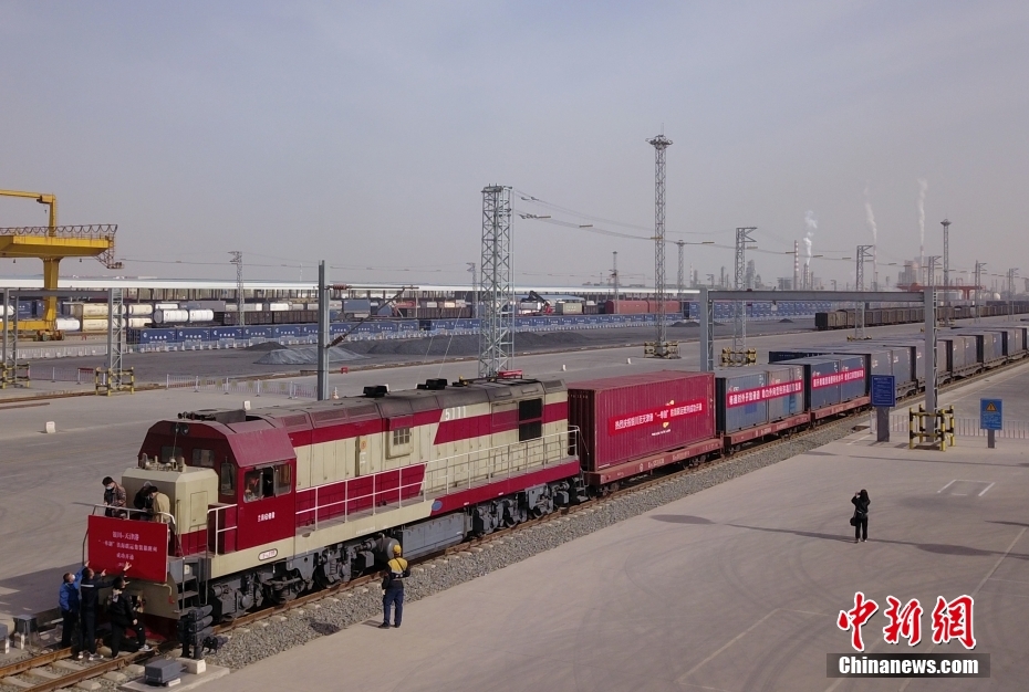 寧夏銀川－天津港「一単制」鉄道・海上連携輸送列車が開通