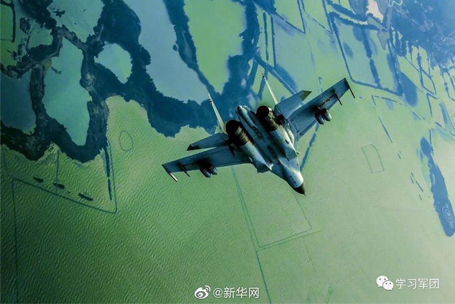 戦闘機パイロットの視点から捉えた広大で美しい中国