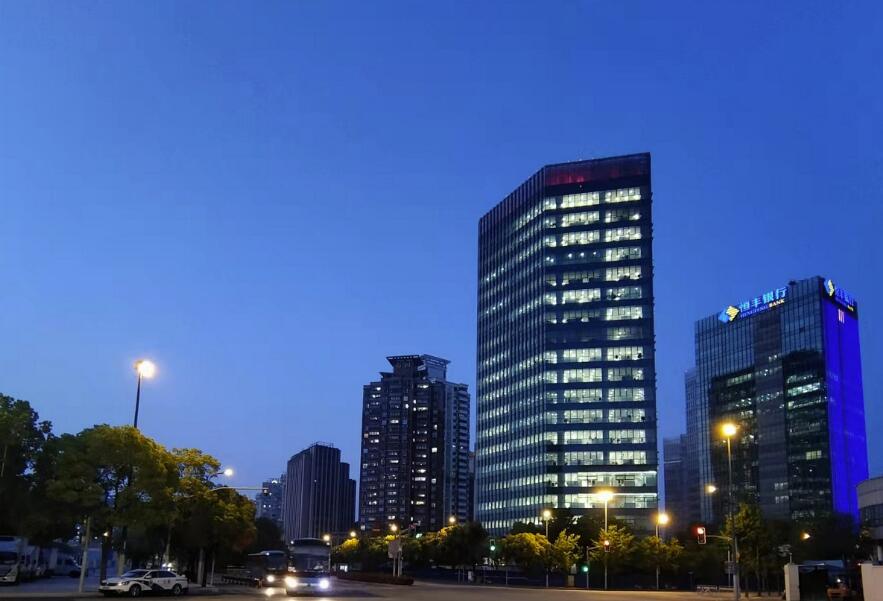 新型コロナ収束に向かう上海市でオフィスビル活用の臨時医療施設閉鎖へ