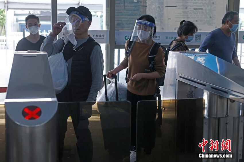 上海の列車運行数が増えて徐々に通常営業に近づく