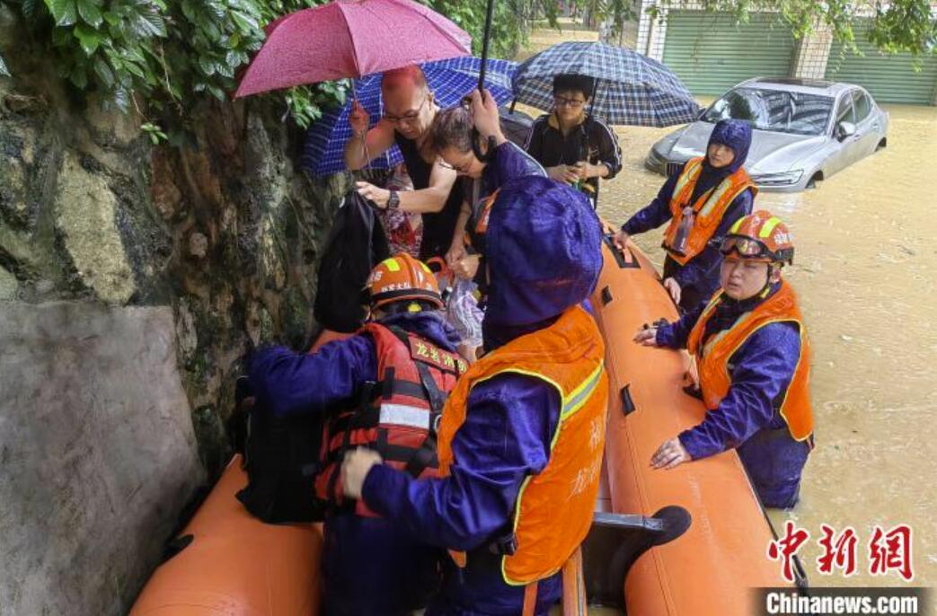 福建省竜岩市で豪雨　被災者約260人が一時避難