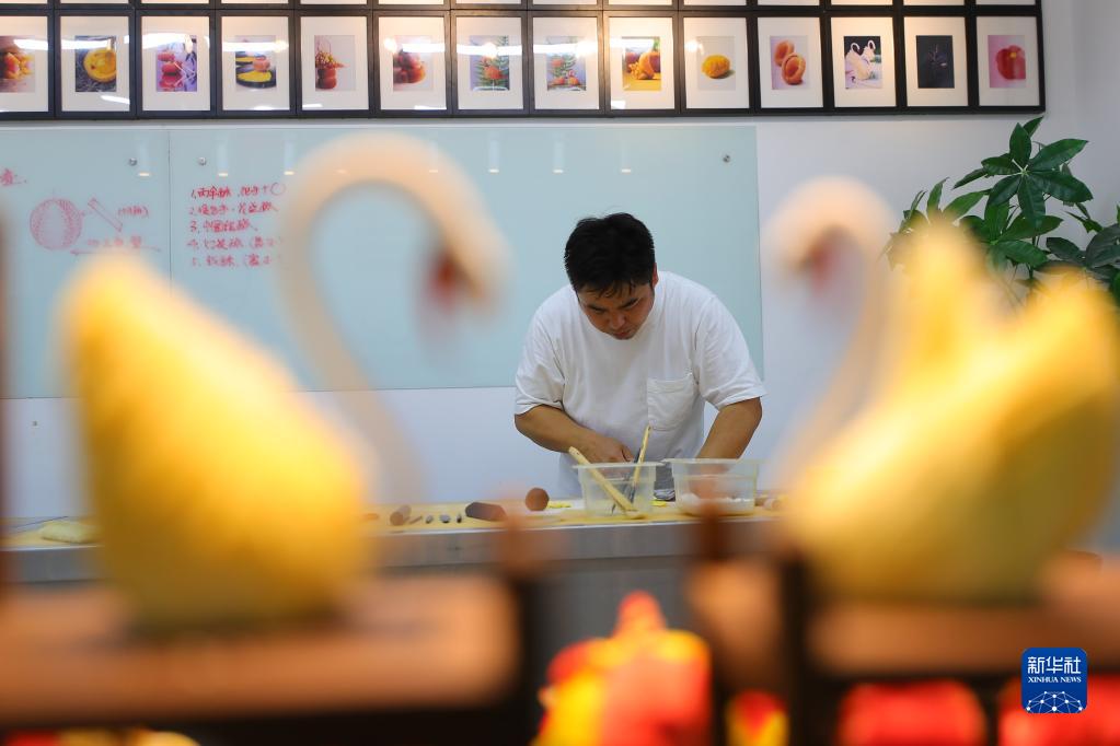 中国式パイの生地に包んだ中国伝統文化の匠の心