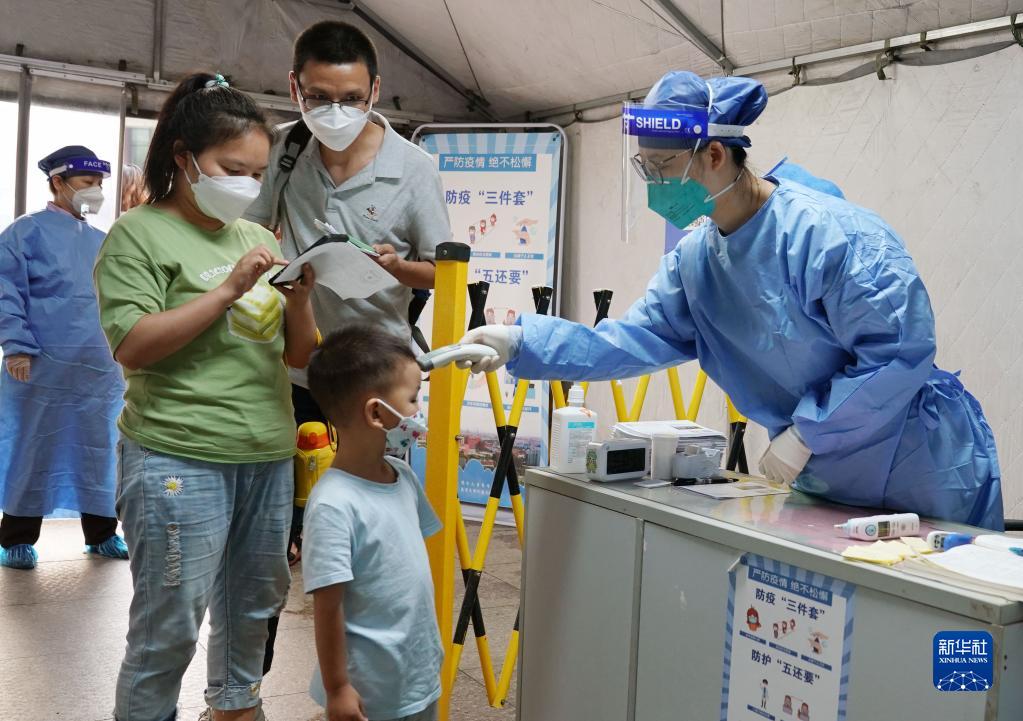 小児専門病院が夜間外来を開設　上海