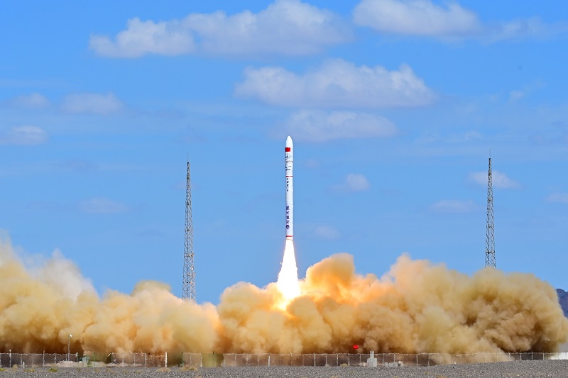 打ち上げに成功した「ケレス1号遥3」キャリアロケット。撮影・汪江波