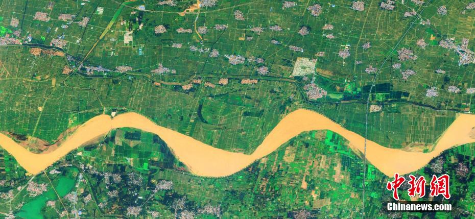「ハイビジョン河南」　人工衛星が捉えた肥沃な平野と黄河