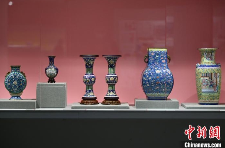 香港中文大学文物館で清代の広東琺瑯など170点以上を展示