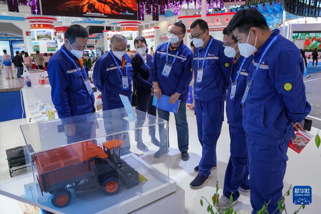 中国・ユーラシア博覧会で注目集めた新疆の物産　新疆
