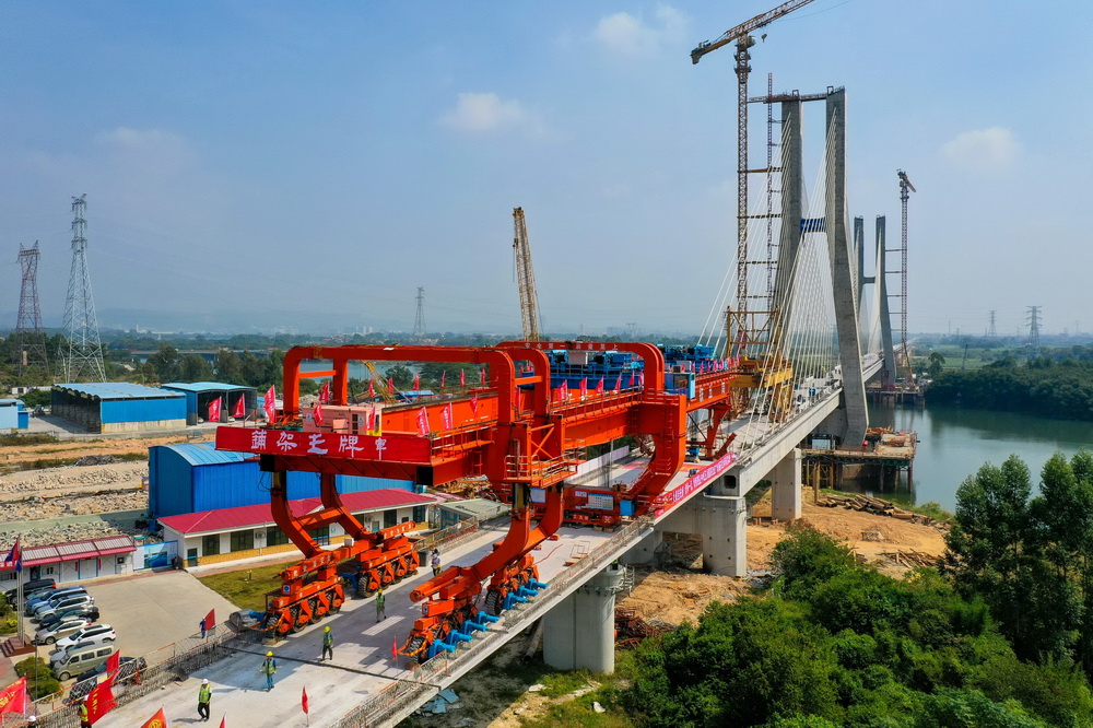 広汕鉄道、全線の箱桁架設工事が完了　広東省