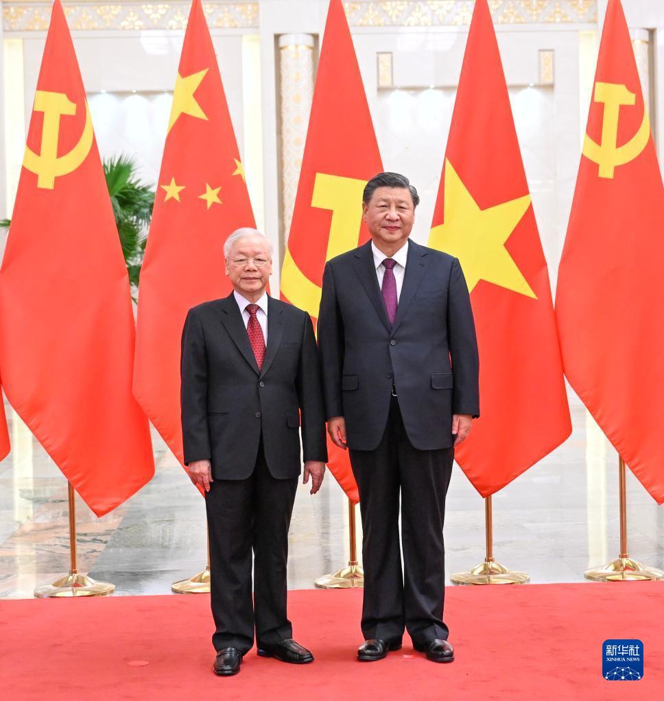 習近平総書記がベトナム共産党のグエン・フー・チョン書記長と会談