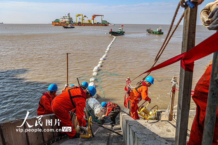 島の共同繁栄に向けエネルギー供給の「新ルート」開設　浙江省舟山
