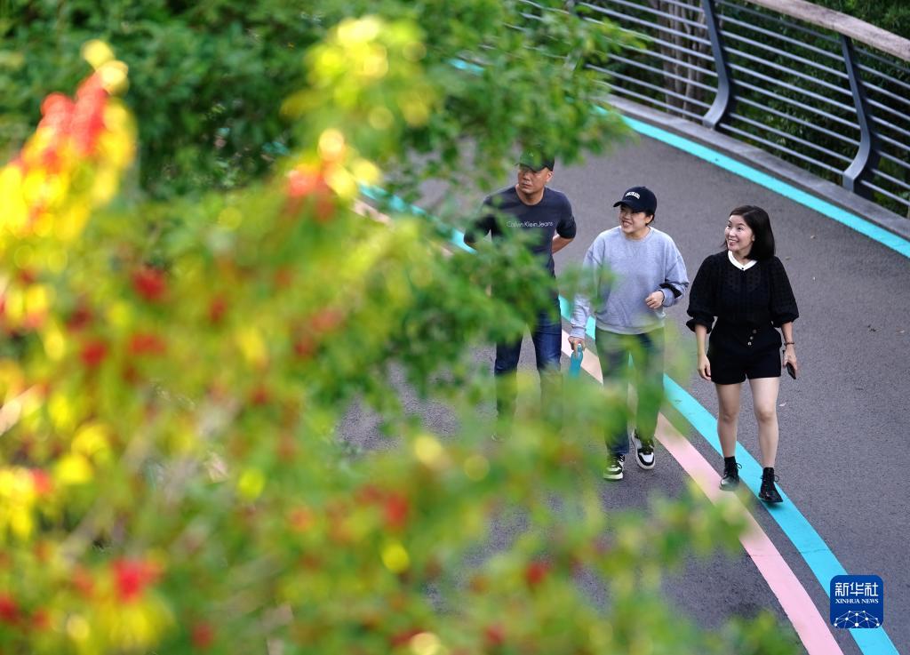 住民の幸福度高める「遊歩道」を整備　福建省福州