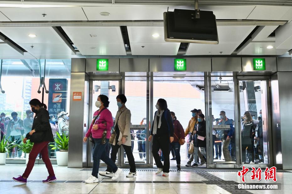 高速鉄道運行再開にむけ、西九竜駅で乗車券予約販売スタート　香港地区