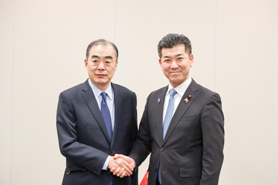 孔鉉佑駐日大使が日本の与野党トップに離任の挨拶