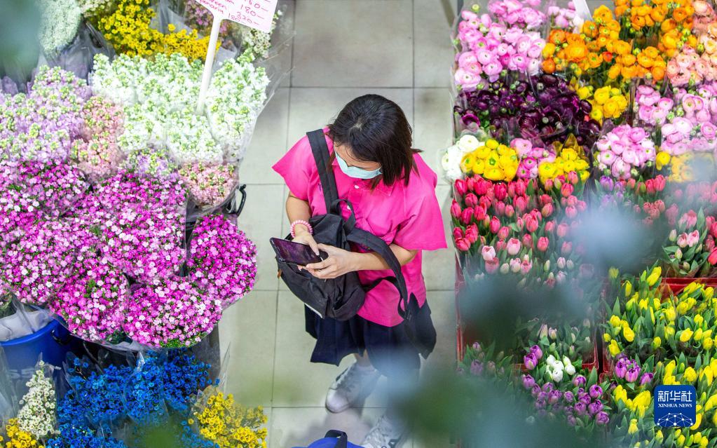 タイ・バンコクで香る中国・雲南産の花