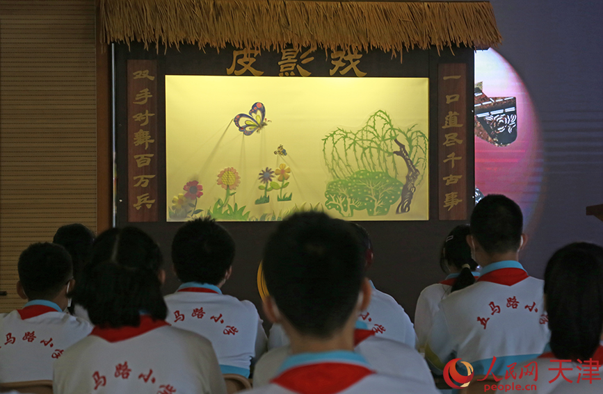 小学校で「皮影戯」を学ぼう！多元化する学校の課外活動　天津
