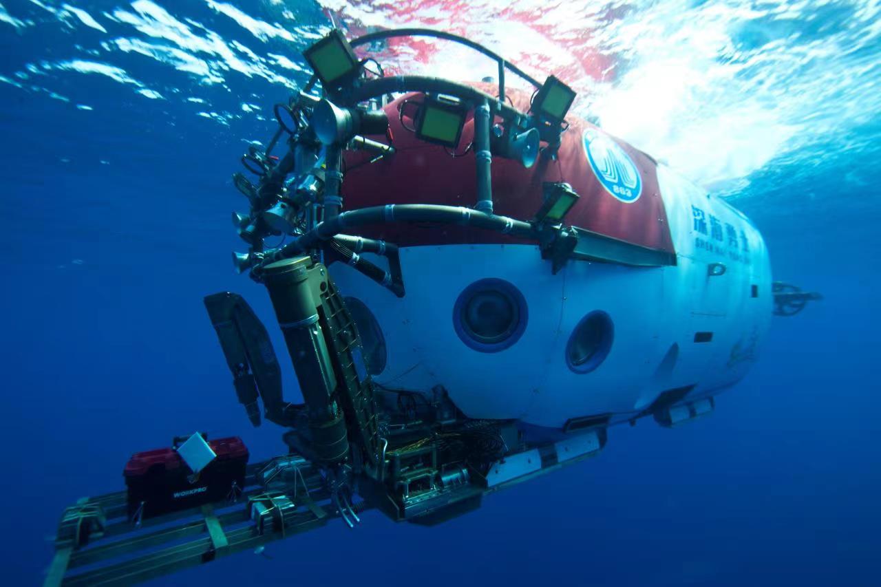 有人潜水調査船「深海勇士号」（画像出典：国家文物局考古研究センター）