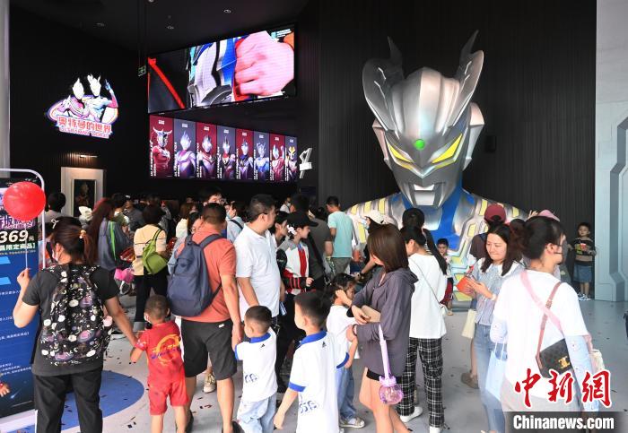 中国西部エリアに初のウルトラマンテーマ館がオープン　四川省